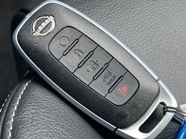 Used 2025 Nissan Rogue SL w/ Tech Package AWD/4WD image 30