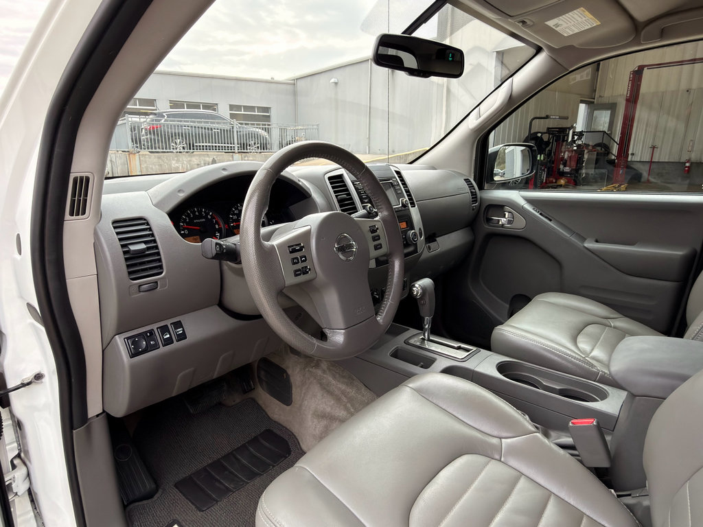 Used 2018 Nissan Frontier SV w/ Value Truck Package image 13