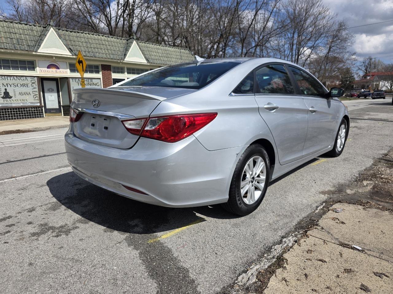 Used 2013 Hyundai Sonata GLS w/ Popular Equipment Pkg image 5