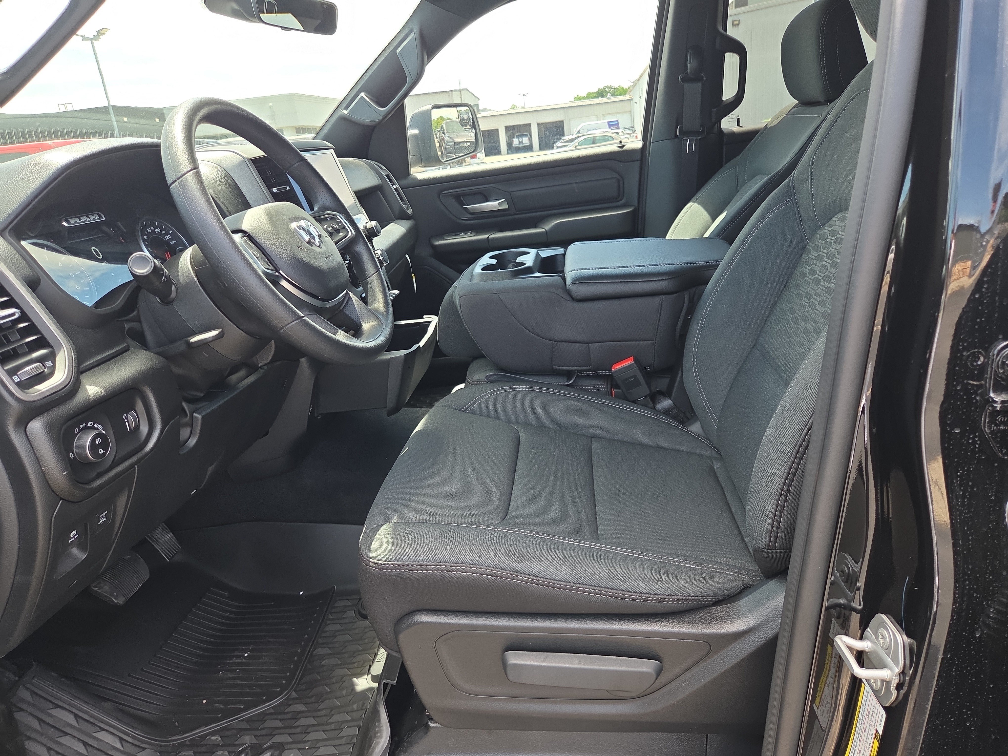 New 2026 RAM 1500 Warlock AWD/4WD image 4