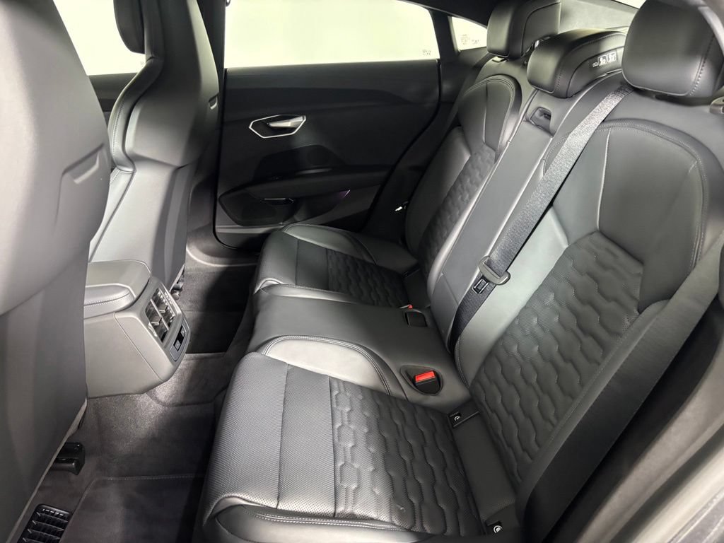 New 2026 Audi S e-tron GT Premium Plus AWD/4WD image 10
