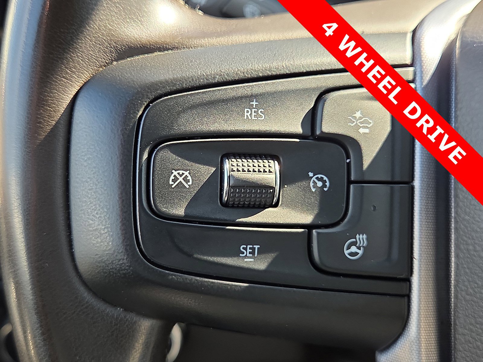 Used 2023 GMC Sierra 1500 SLT image 21