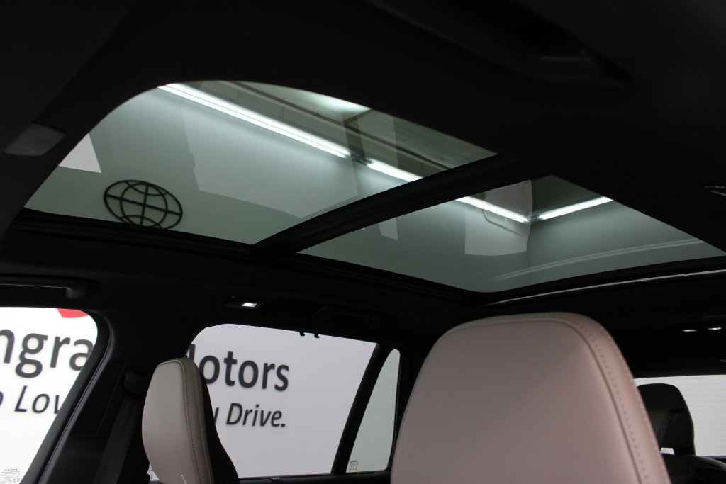 New 2026 Volvo XC90 T8 Ultra w/ Protection Package Premier AWD/4WD image 13