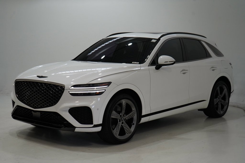 Used 2022 Genesis GV70 2.5T w/ Sport Prestige Package AWD/4WD image 3