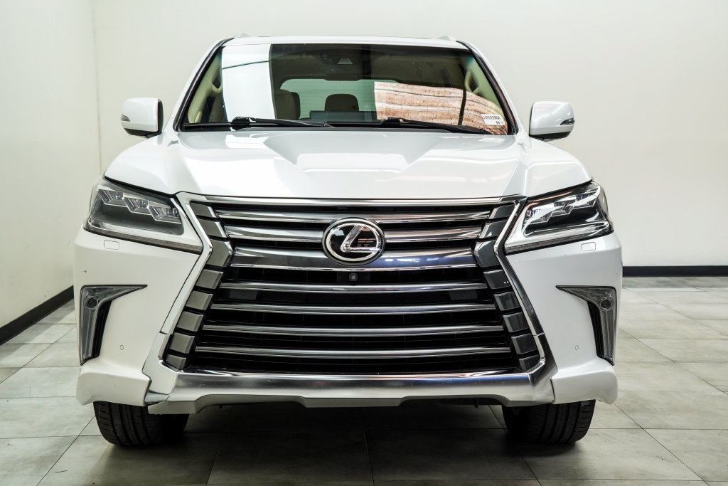 Used 2018 Lexus LX 570 4WD image 6