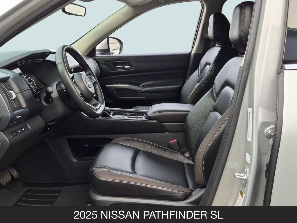 Certified 2025 Nissan Pathfinder SL FWD image 14