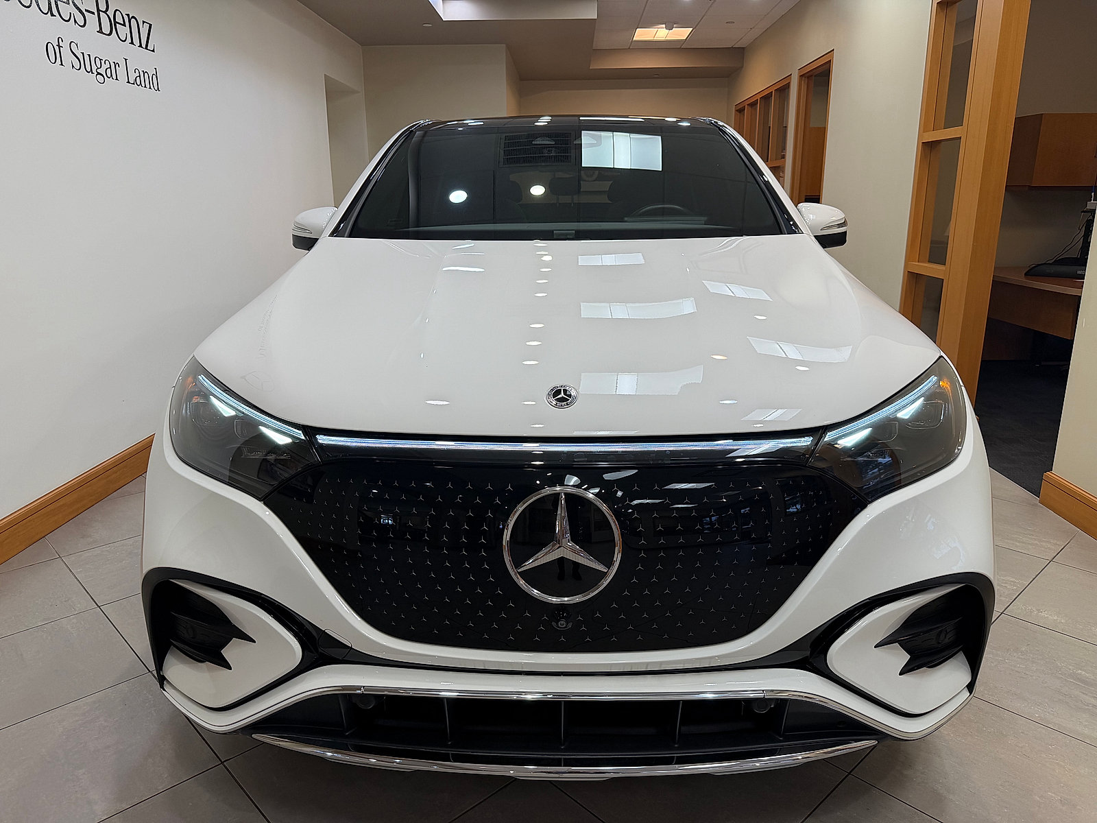 Certified 2023 Mercedes-Benz EQE 500 4MATIC SUV image 3