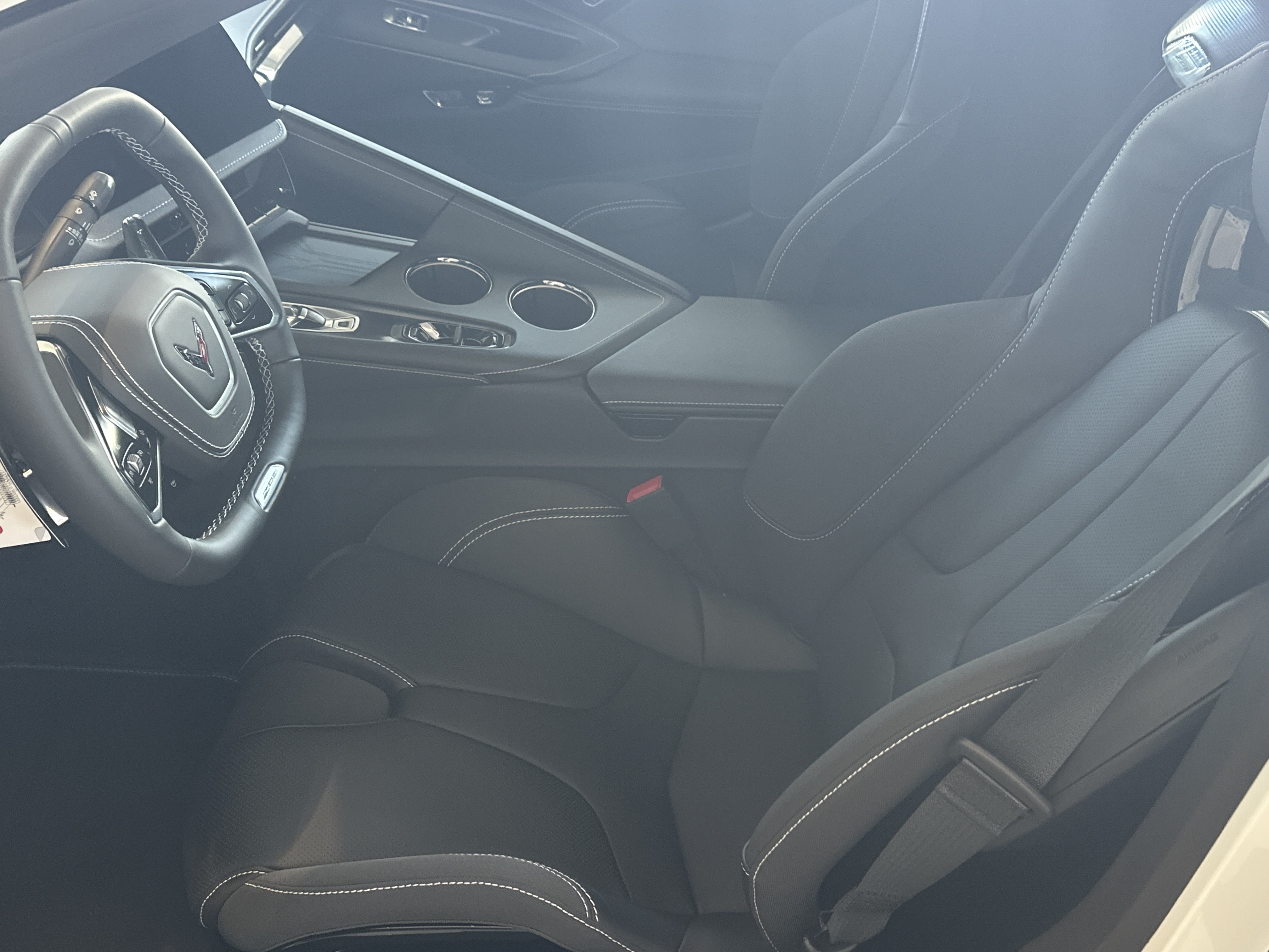 New 2027 Chevrolet Corvette Z06 w/ Stealth Interior Trim Package RWD image 13