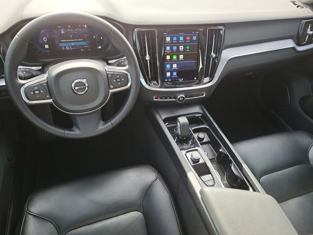 Used 2024 Volvo S60 B5 Core image 20