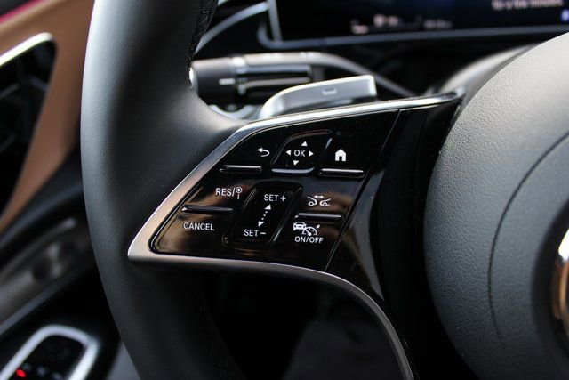 Used 2024 Mercedes-Benz E 350 4MATIC Sedan image 18