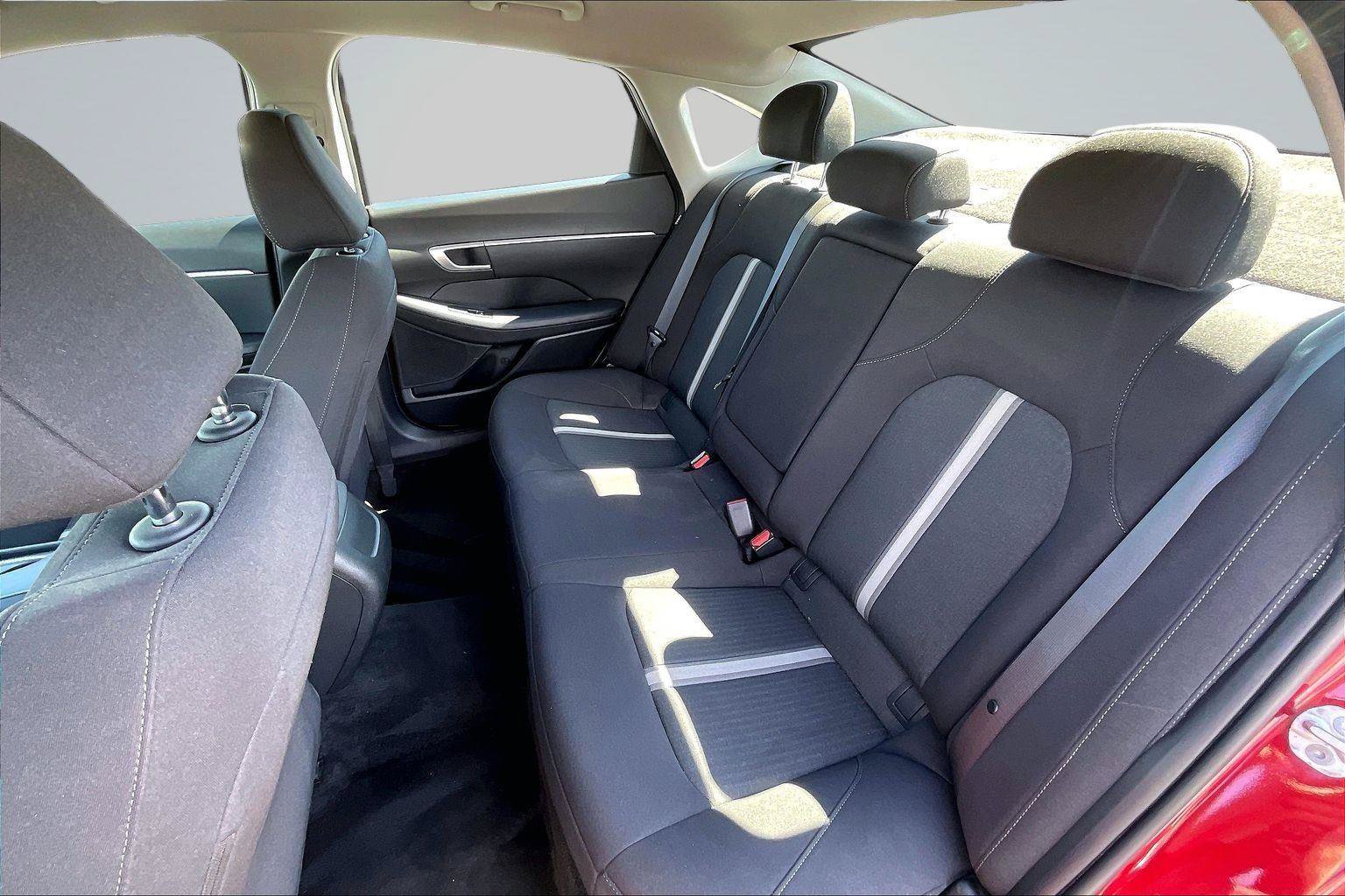 Used 2025 Hyundai Sonata SEL FWD image 24
