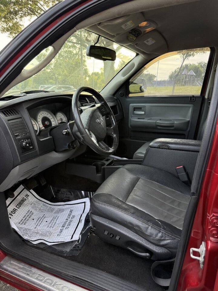 Used 2008 Dodge Dakota Laramie w/ Mopar Chrome Edition Group AWD/4WD image 12