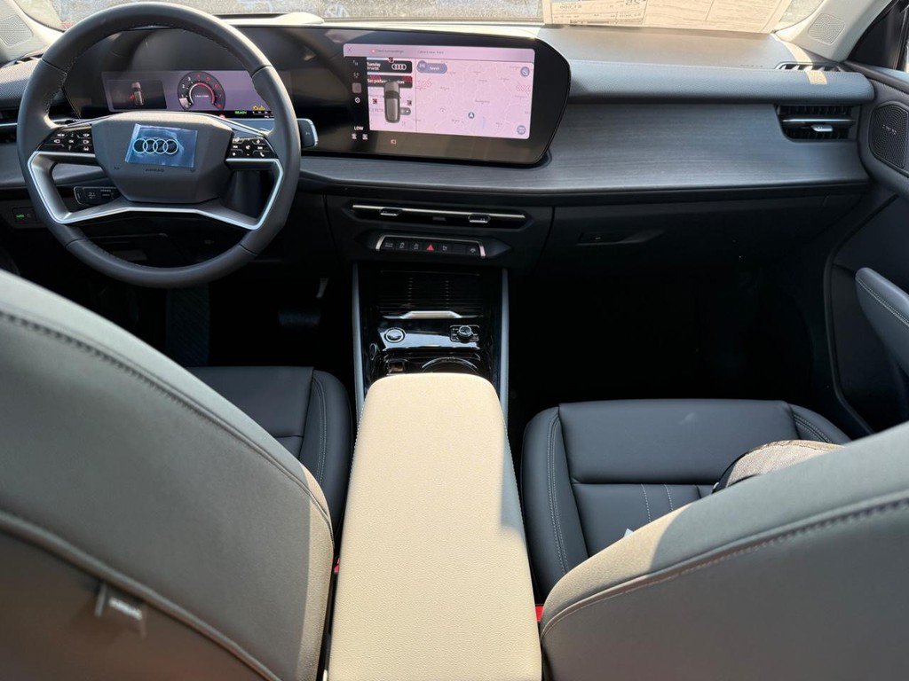 New 2026 Audi Q3 quattro 2.0T AWD/4WD image 8