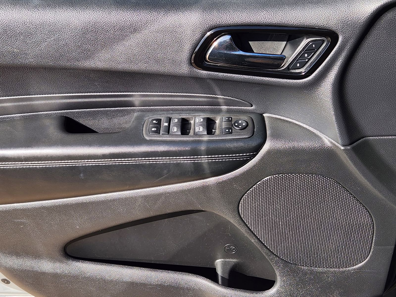 Used 2022 Dodge Durango GT image 30