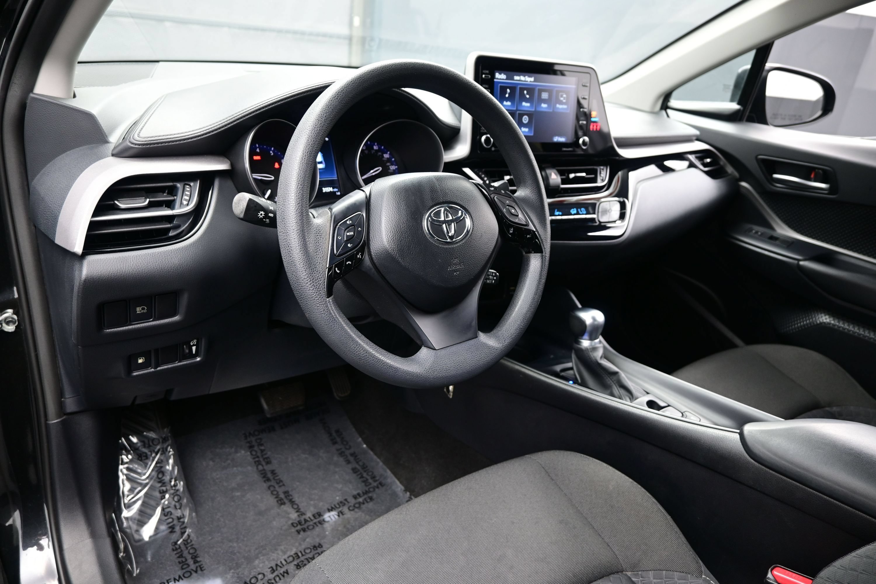 Used 2021 Toyota C-HR LE FWD image 12