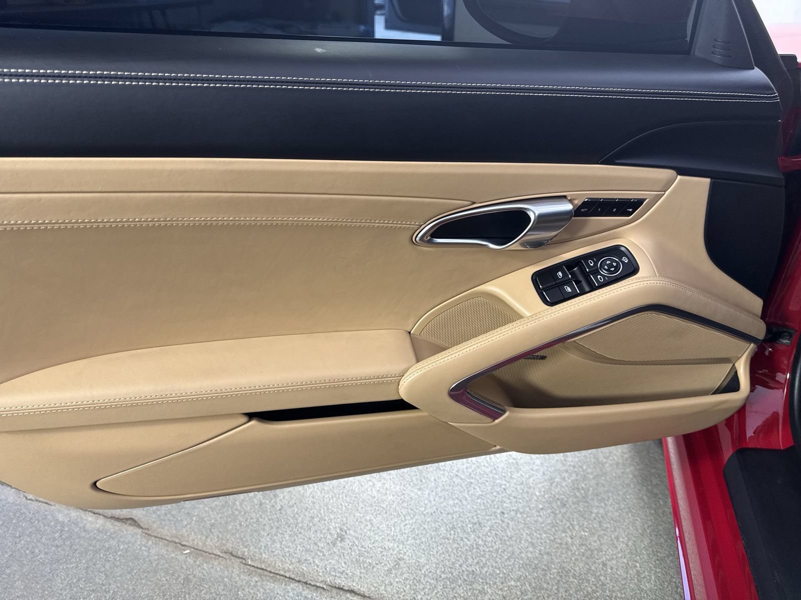 Used 2021 Porsche 718 Cayman S RWD image 17