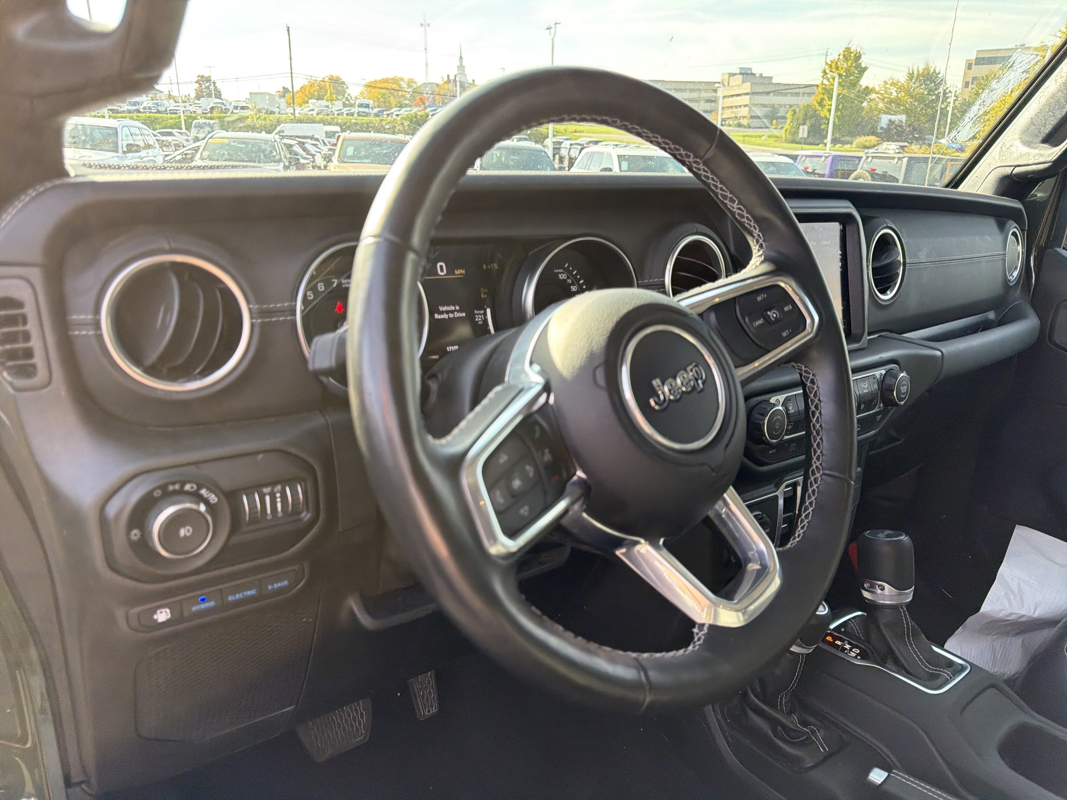 Certified 2022 Jeep Wrangler Unlimited Sahara w/ Cold Weather Group AWD/4WD image 14