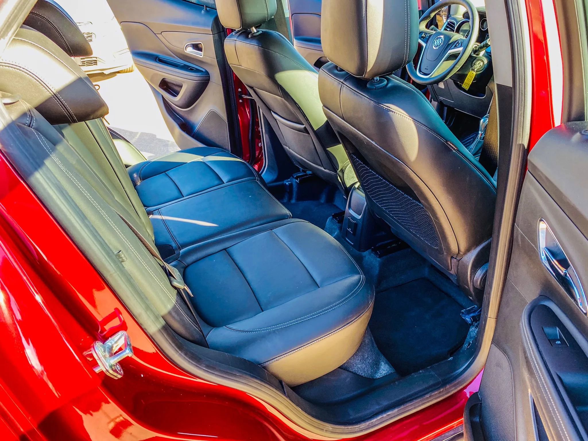 Used 2015 Buick Encore Leather w/ Experience Buick Package image 12