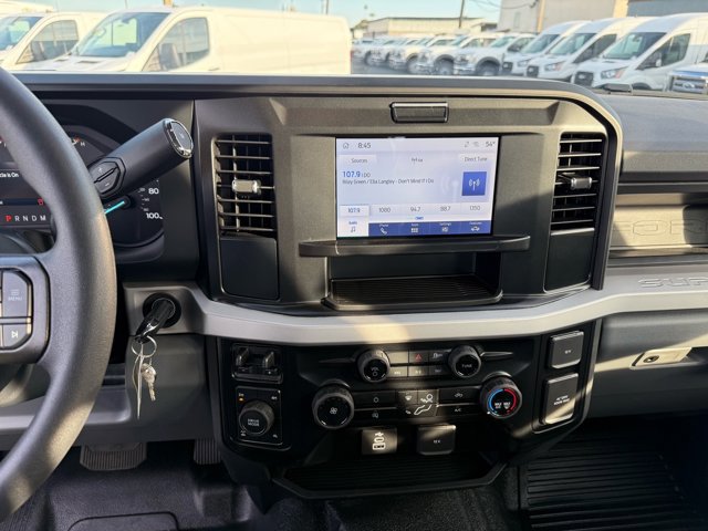 New 2026 Ford F250 XL w/ XL Chrome Package image 18