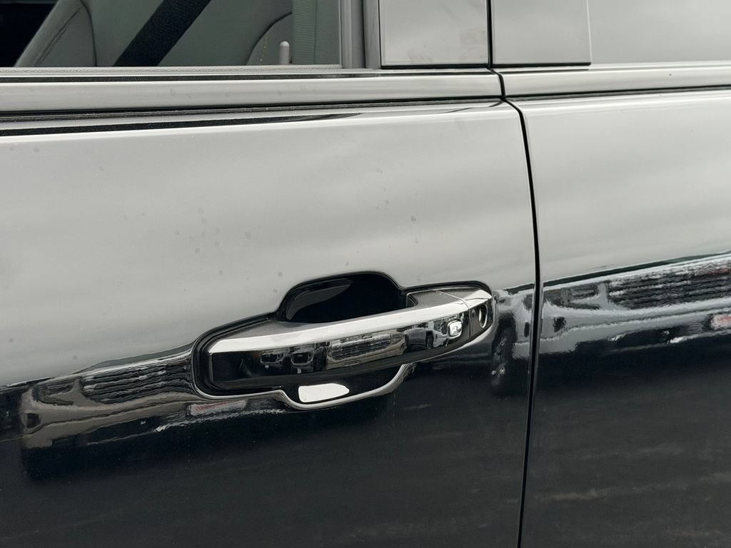 New 2026 GMC Sierra 2500 AT4 w/ AT4 Premium Plus Package AWD/4WD image 22