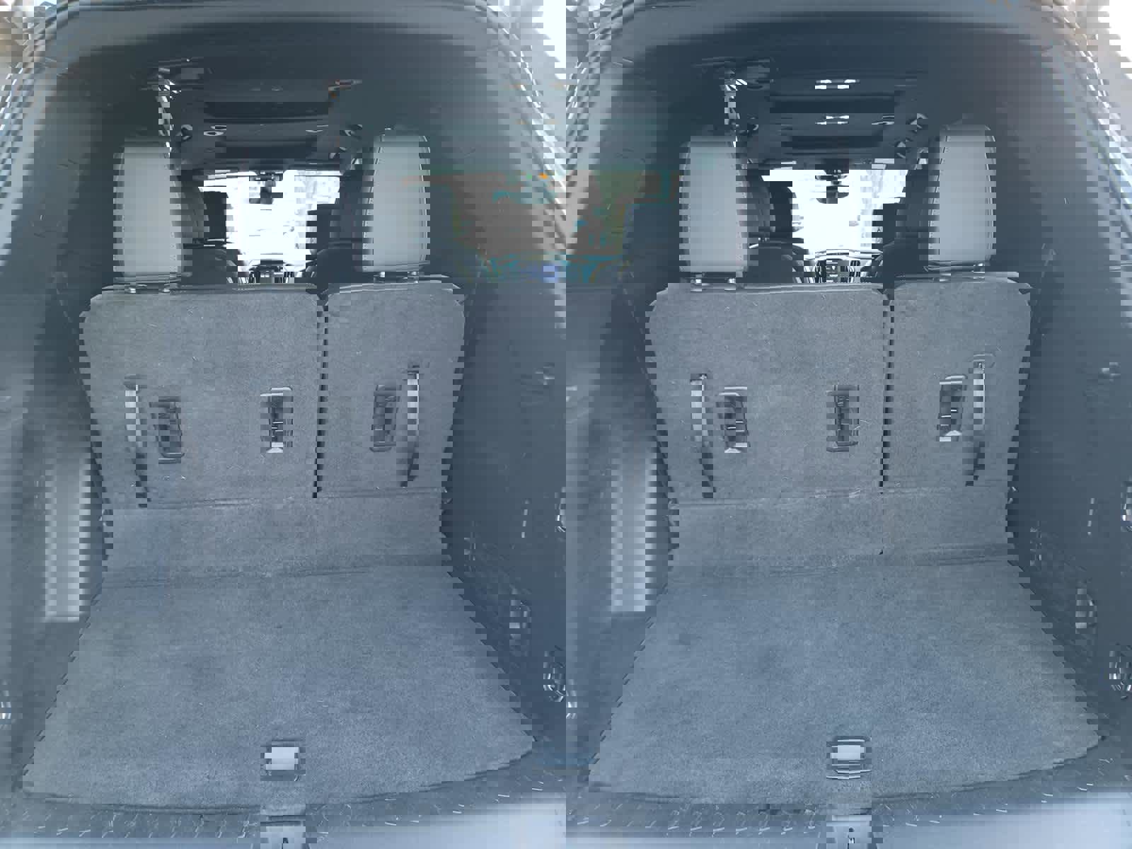 Used 2023 Chevrolet Traverse RS image 17