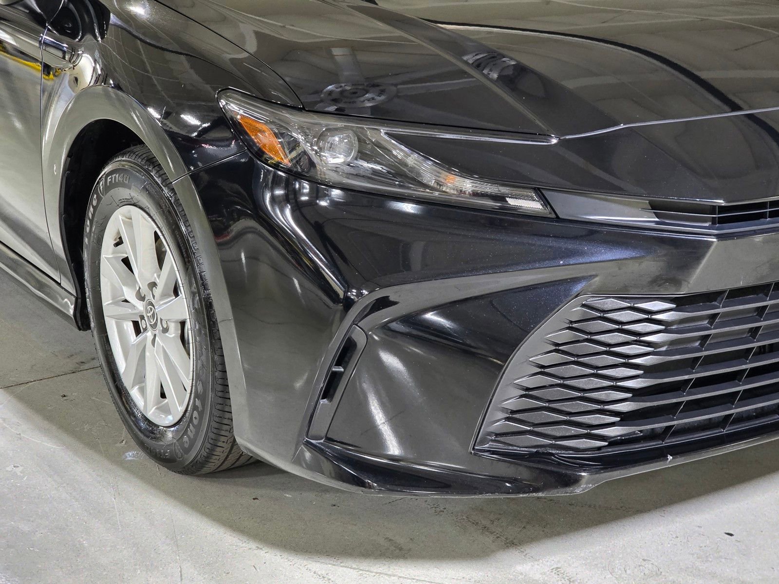 Used 2025 Toyota Camry LE image 10