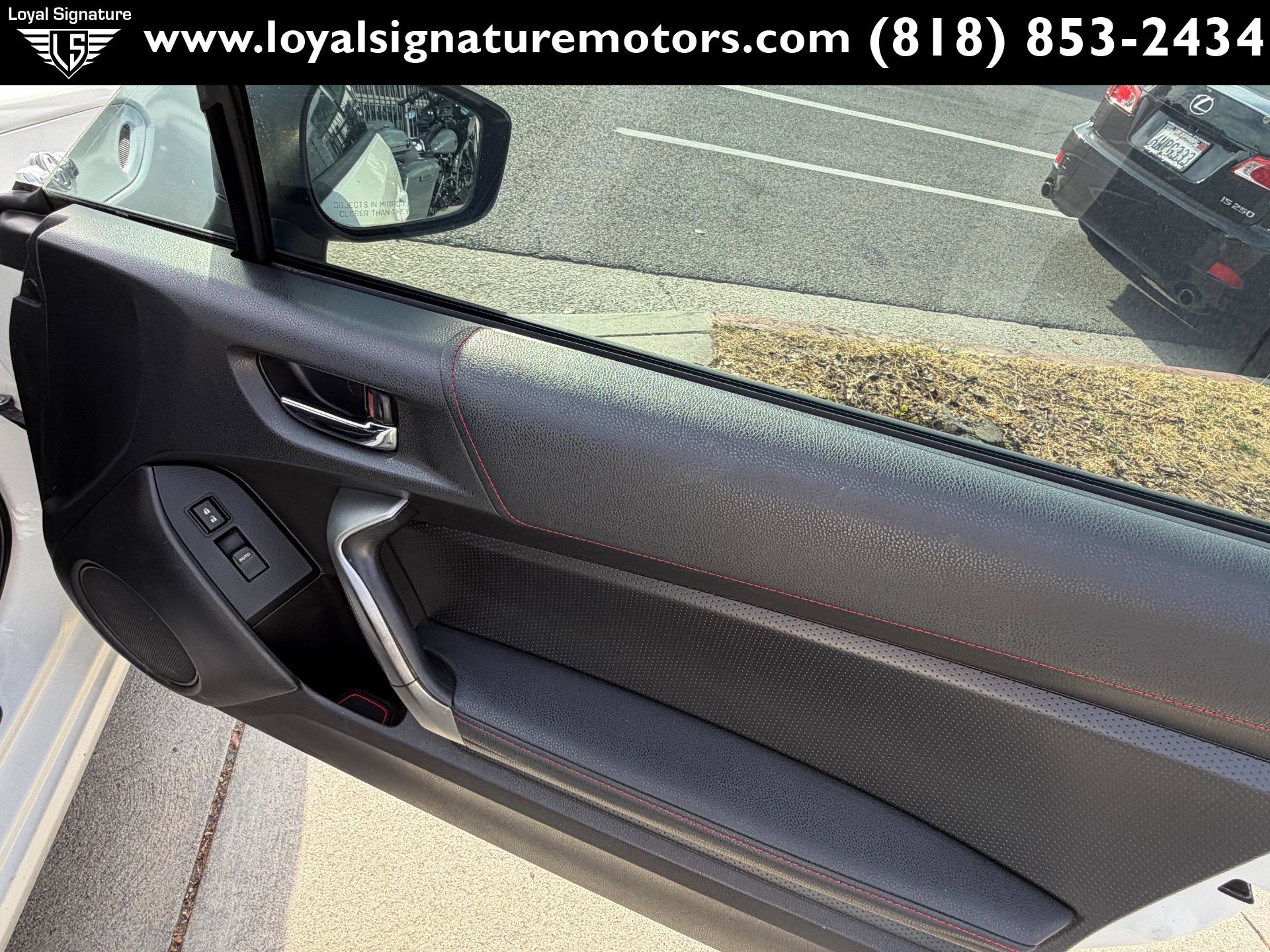 Used 2013 Scion FR-S image 22