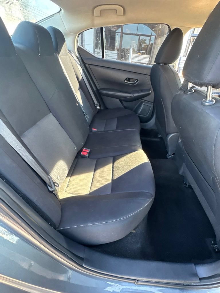 Used 2024 Nissan Sentra SV FWD image 11