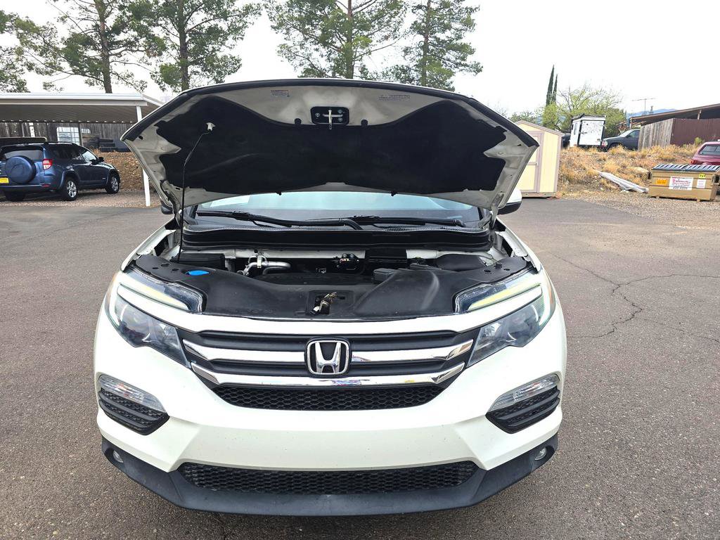 Used 2017 Honda Pilot EX image 11