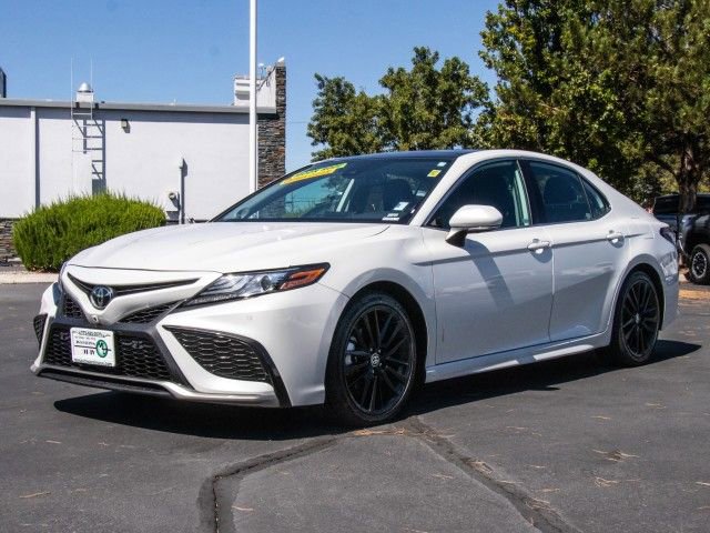 Used 2023 Toyota Camry XSE w/ Navigation Package FWD image 3
