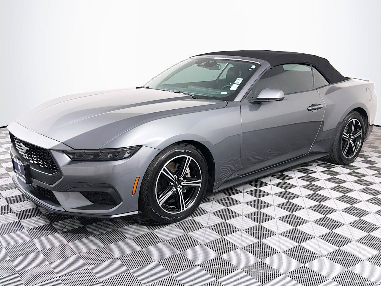 Used 2025 Ford Mustang Premium RWD image 6