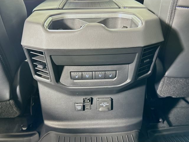 Used 2023 Toyota Tundra Platinum AWD/4WD image 28