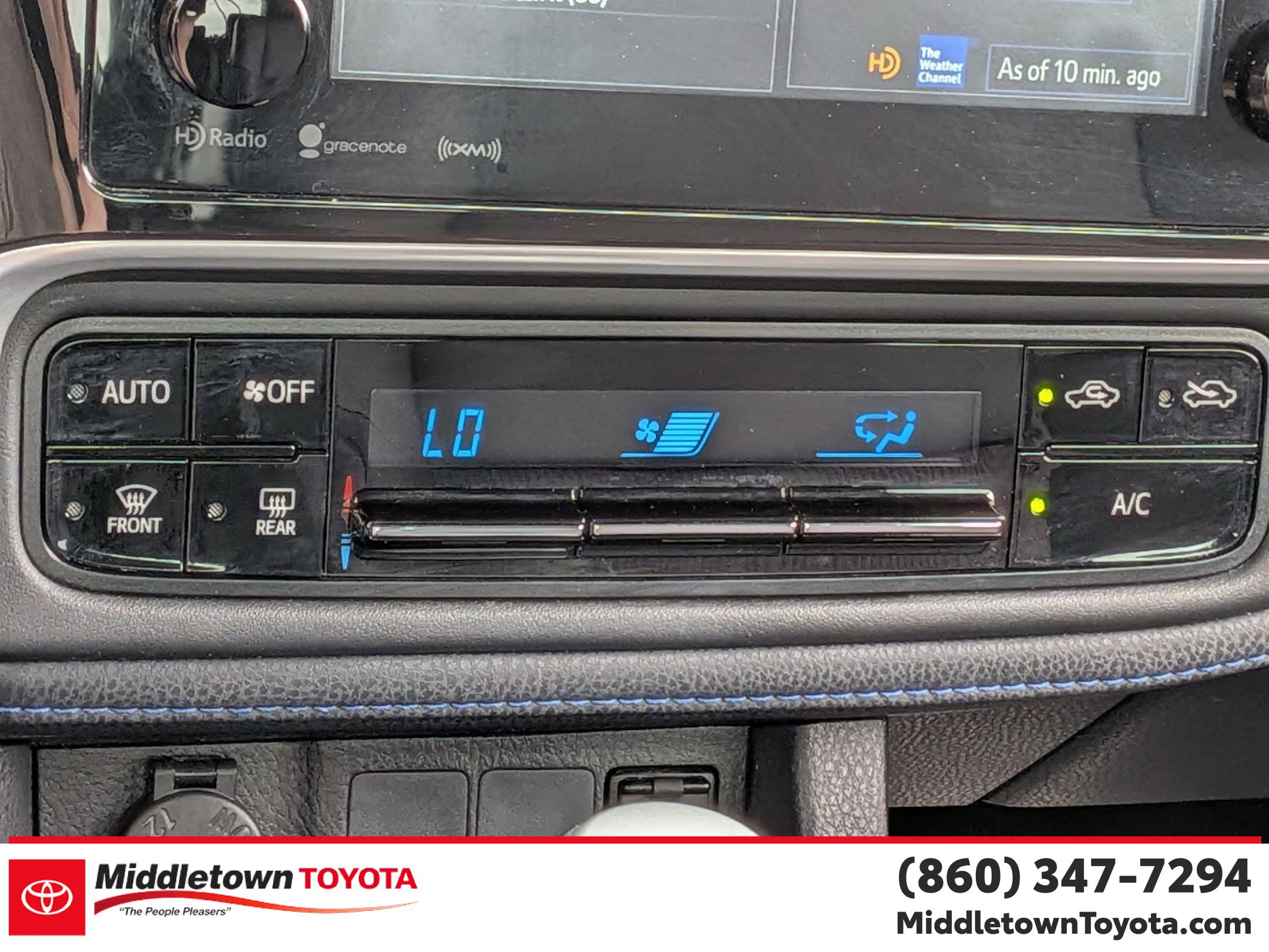 Used 2019 Toyota Corolla SE w/ SE Premium Package FWD image 26