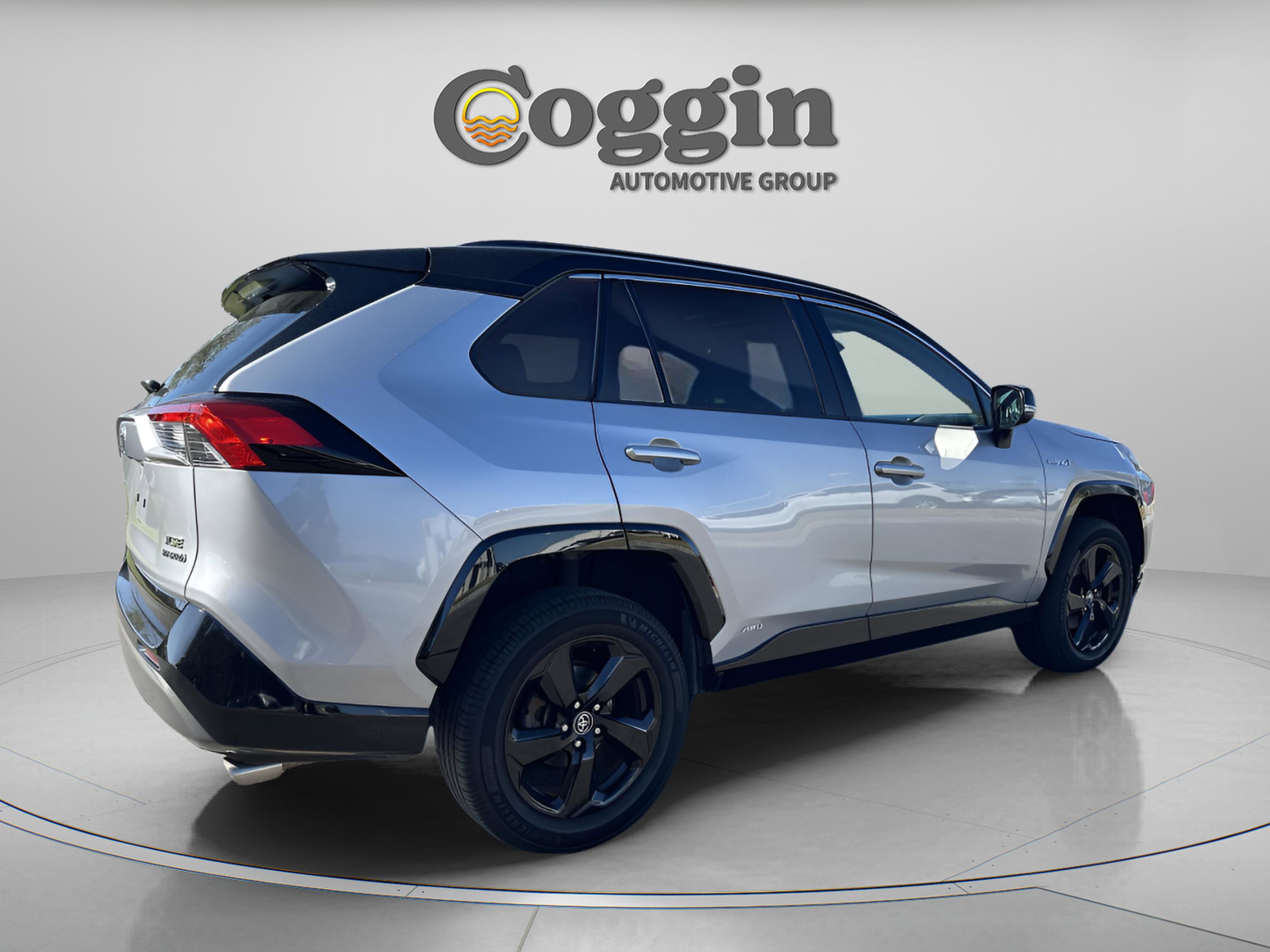 Used 2020 Toyota RAV4 XSE image 7