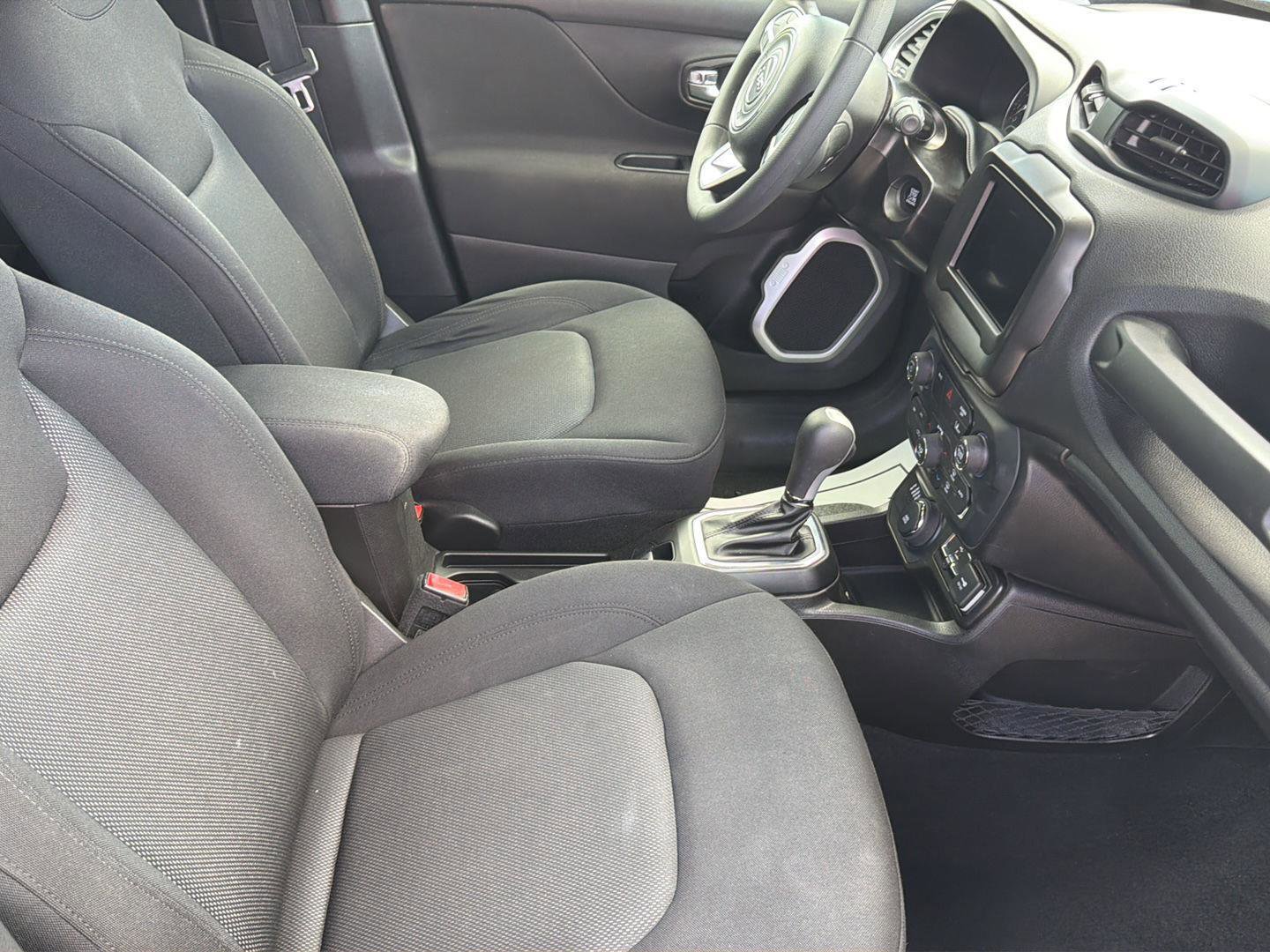 Used 2021 Jeep Renegade Sport w/ Sport Appearance Group AWD/4WD image 29