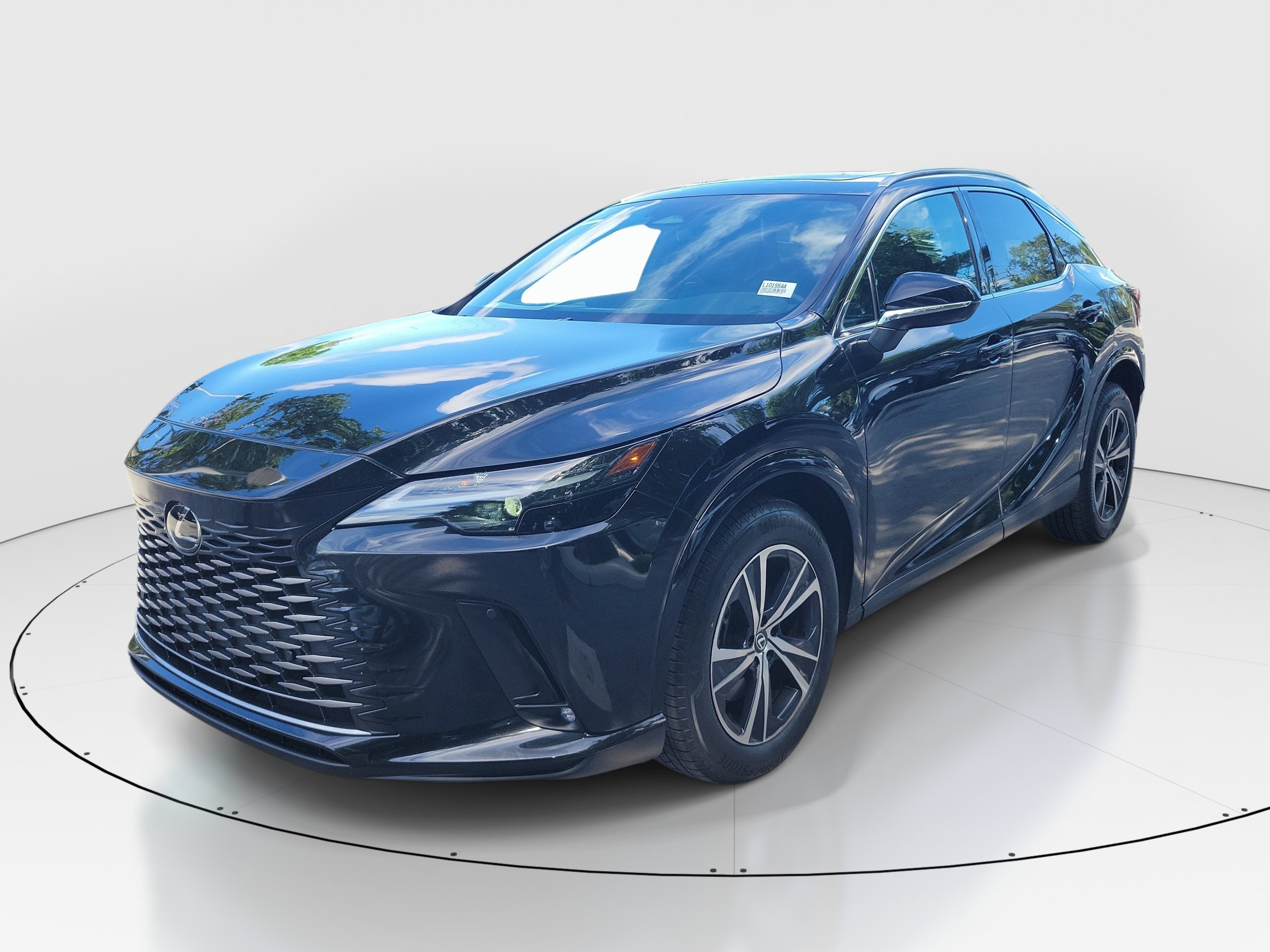 Used 2023 Lexus RX 350 Premium w/ Cold Area Package FWD image 3