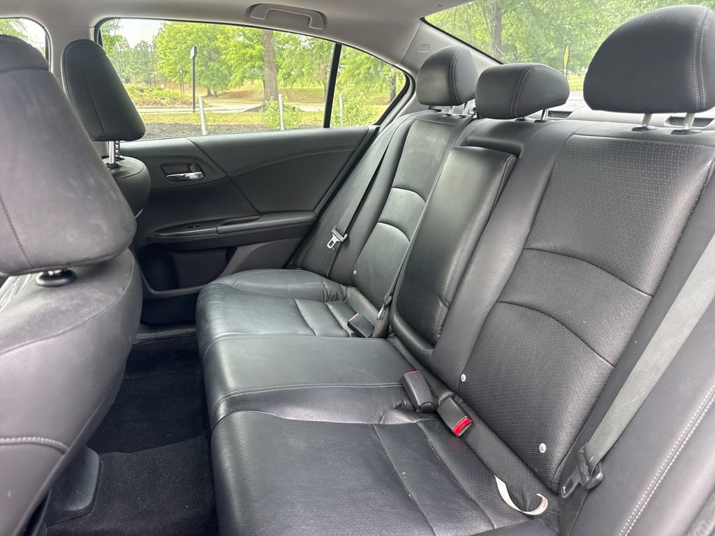 Used 2013 Honda Accord EX-L image 31