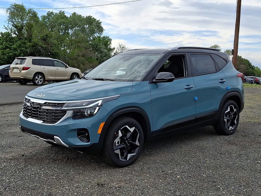 New 2026 Kia Seltos S AWD/4WD image 2