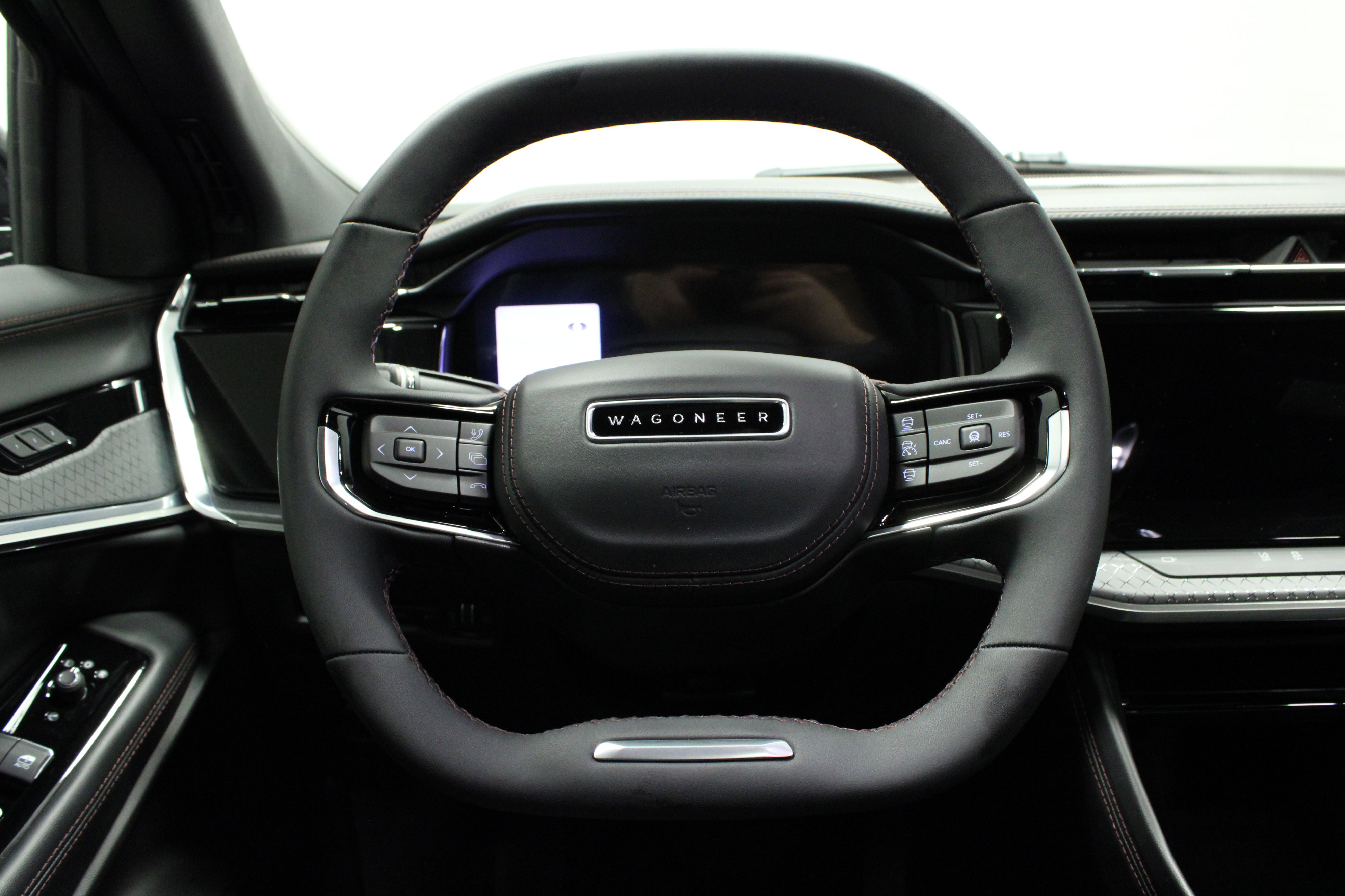 Used 2025 Jeep Wagoneer S Limited image 14