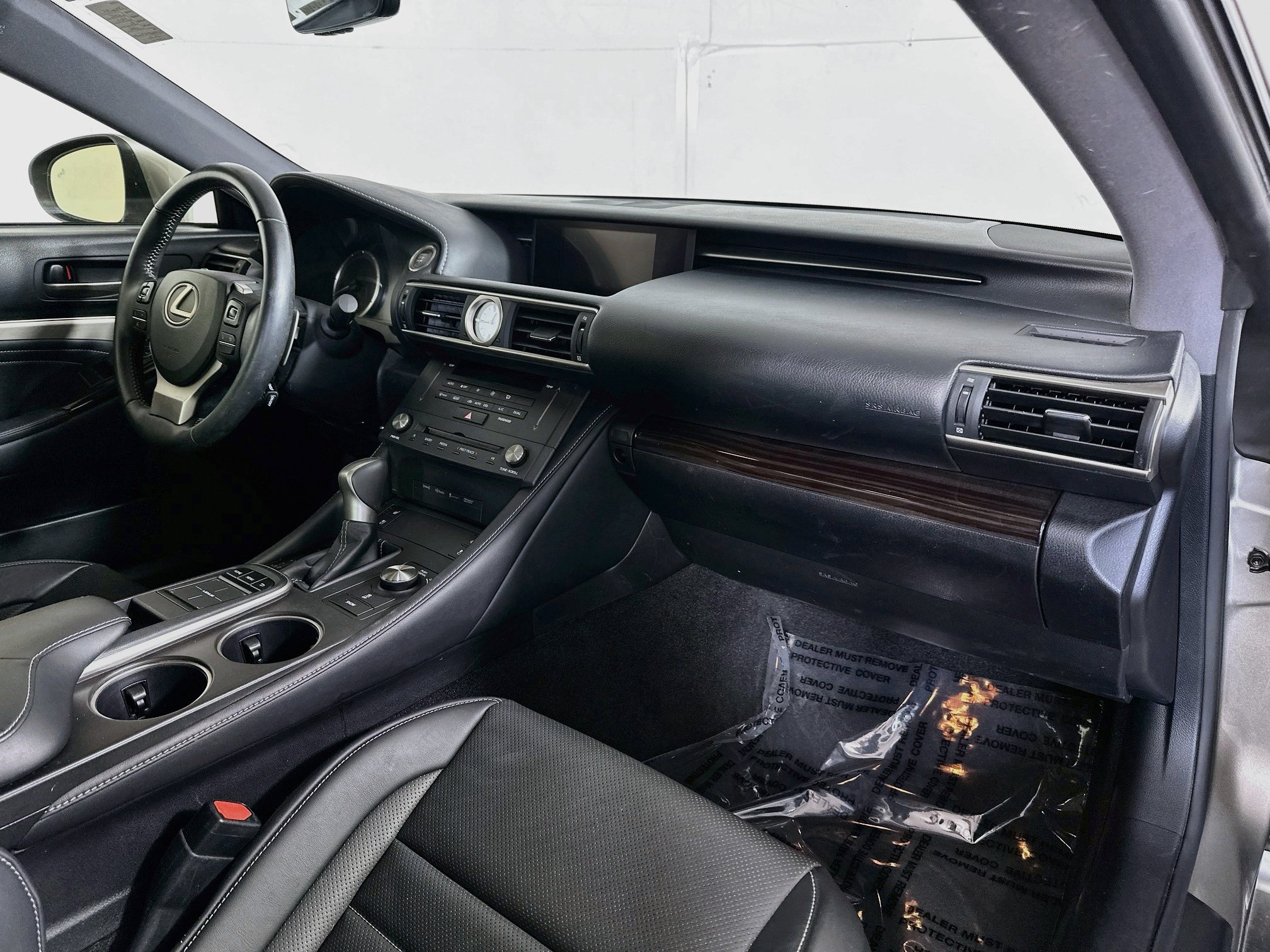 Used 2015 Lexus RC 350 AWD w/ Navigation System Package image 29