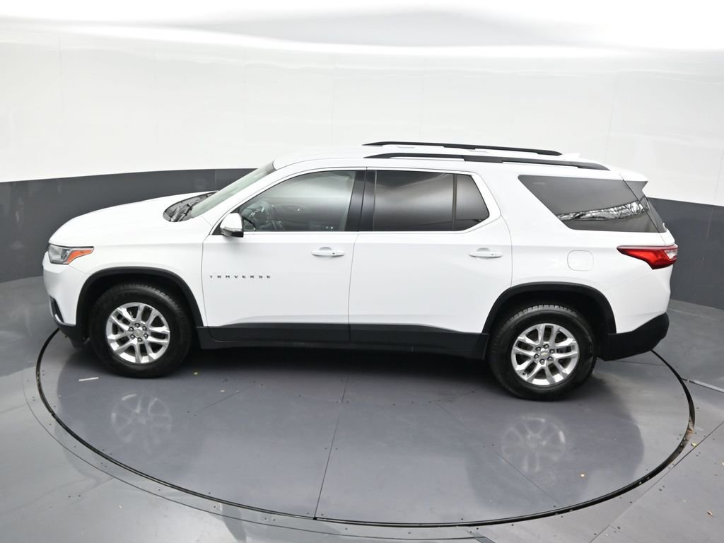 Used 2021 Chevrolet Traverse LT image 18