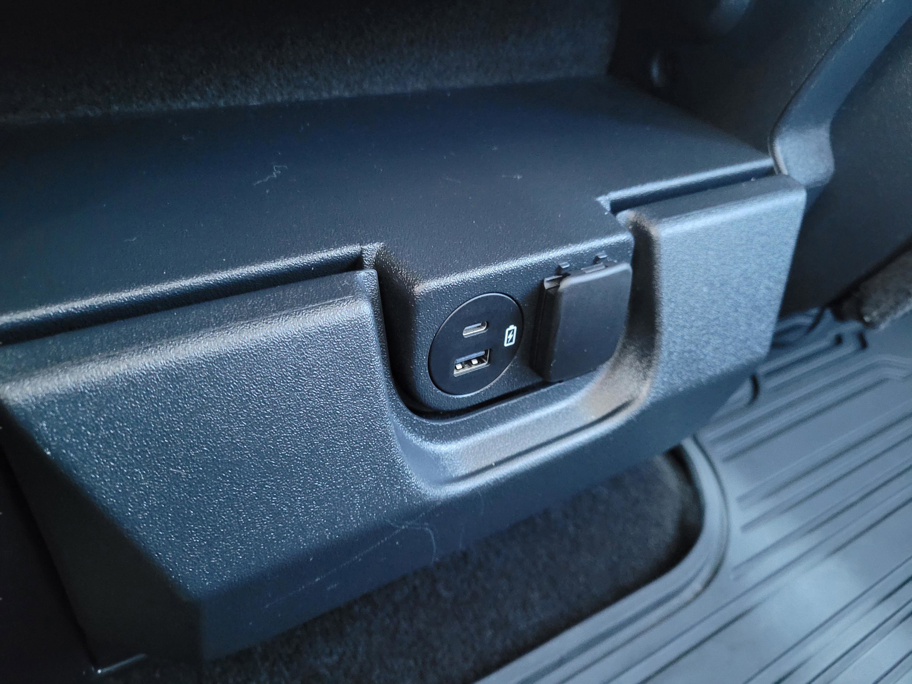 Used 2022 Ford F150 XLT w/ XTR Package AWD/4WD image 17