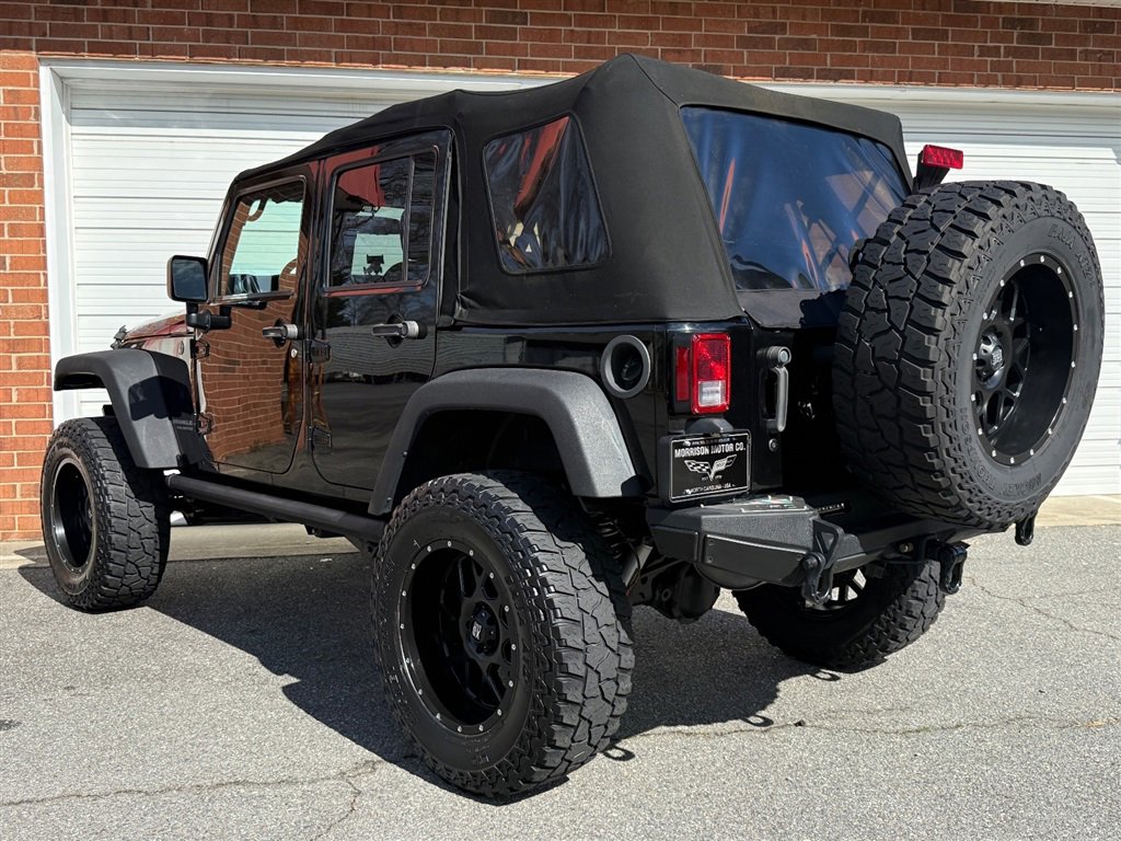 Used 2015 Jeep Wrangler Unlimited Rubicon w/ Dual Top Group image 23