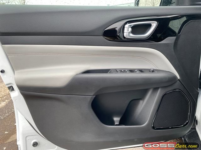 New 2026 Jeep Compass Limited image 23