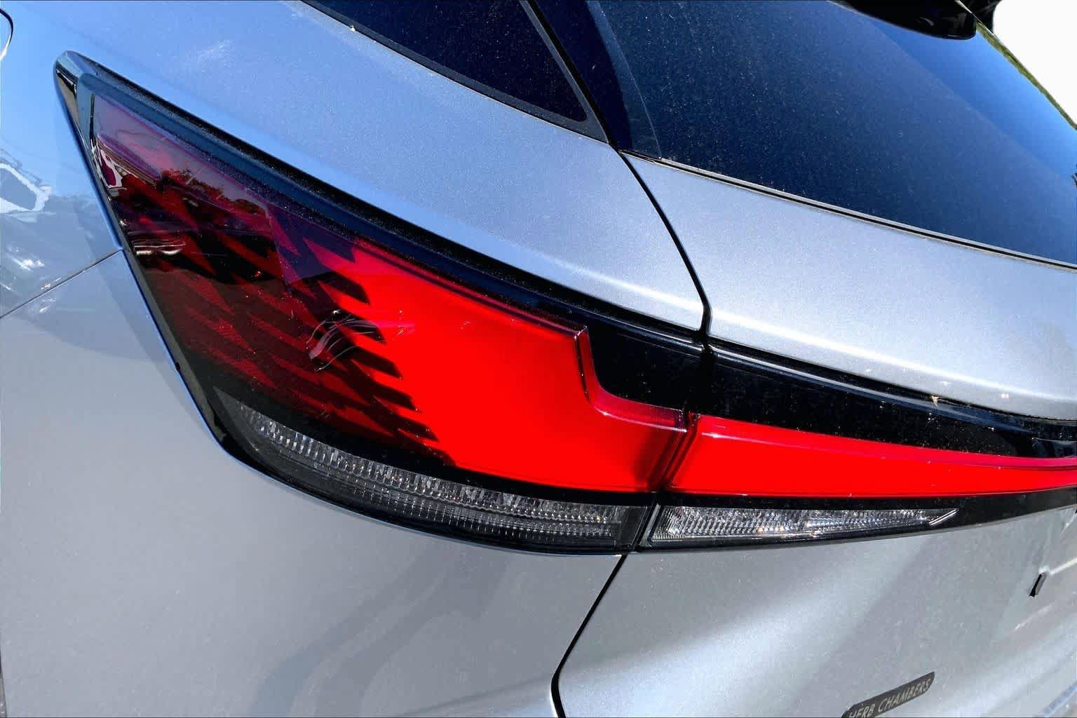Used 2023 Lexus RX 350 Premium Plus w/ Cold Area Package AWD/4WD image 29