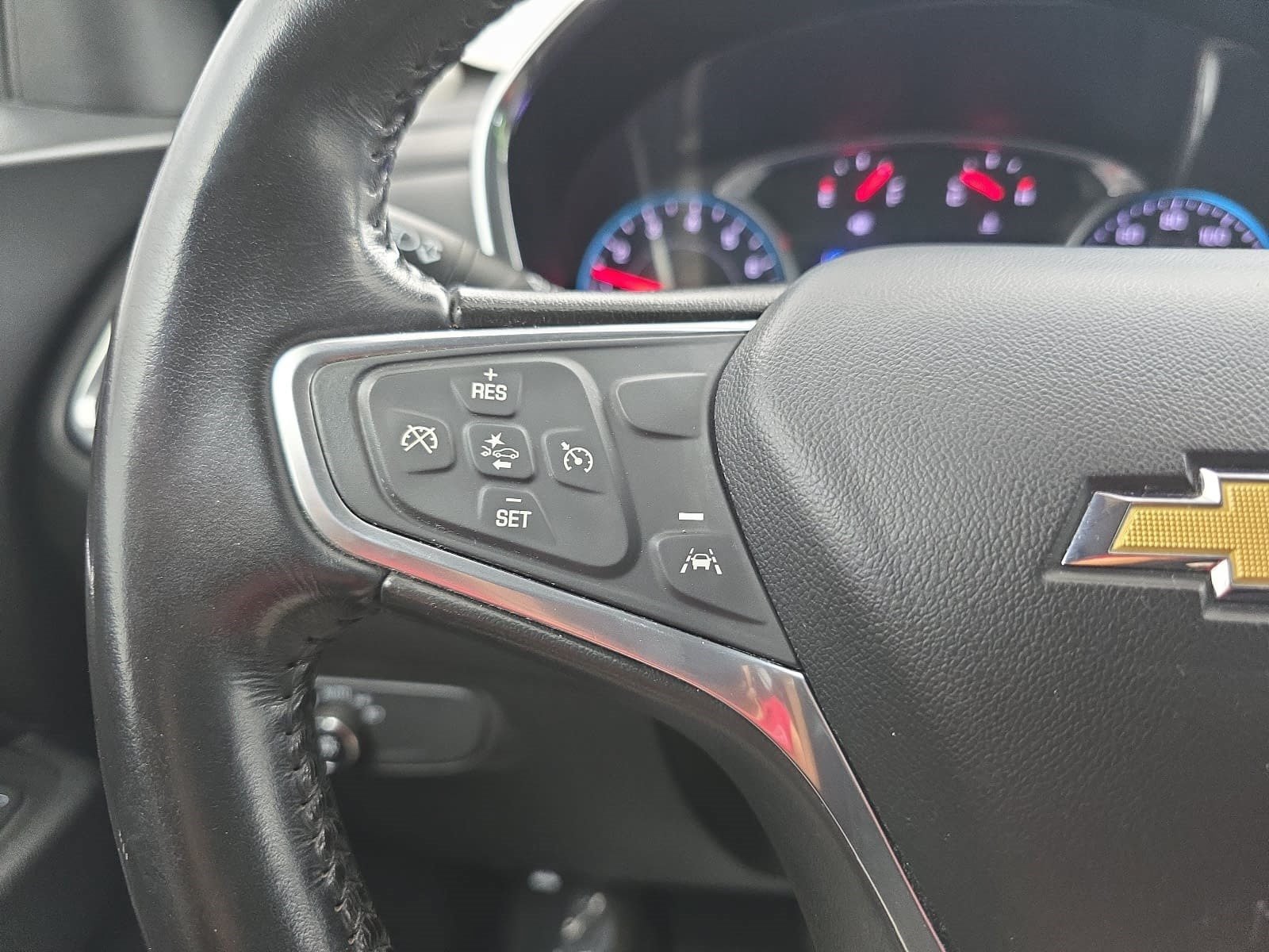 Used 2022 Chevrolet Equinox LT FWD image 14