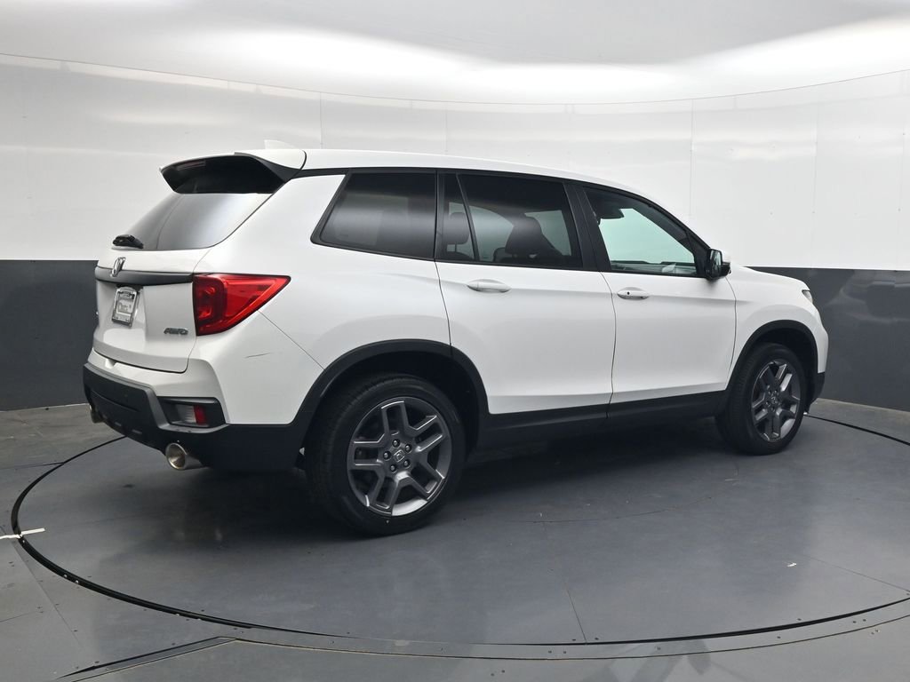 Used 2023 Honda Passport EX-L image 4