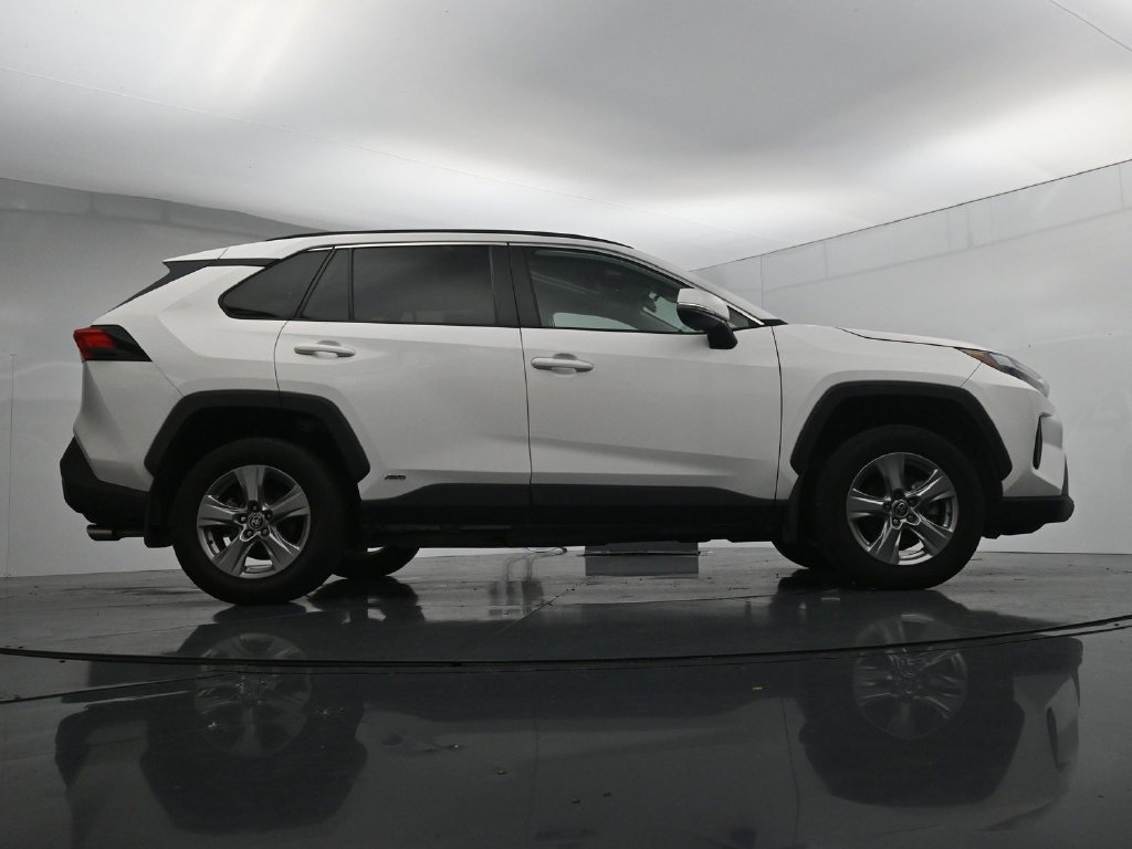 Used 2024 Toyota RAV4 XLE w/ Convenience Package AWD/4WD image 24