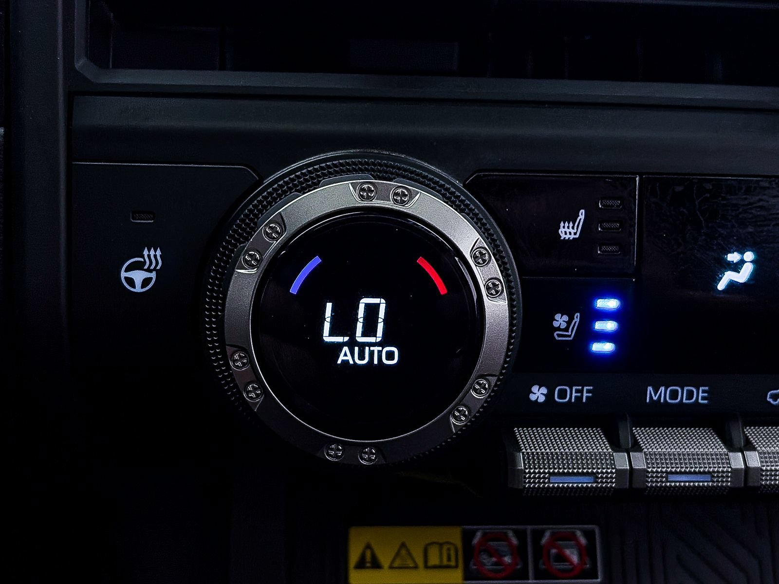 Used 2024 Toyota Tacoma TRD Pro AWD/4WD image 29