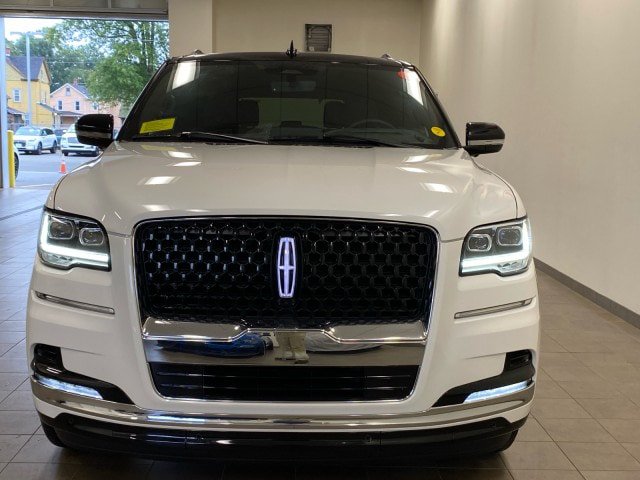 New 2024 Lincoln Navigator Black Label AWD/4WD image 3